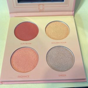 Sun Goddess Highlighter Palette